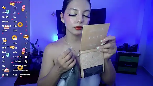 Snapshot of susan_smith18 chatting on 03/11/25, 01:45 susan smith18 online show from 03/11/25, 01:45