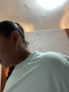 sofia xxx02 online show from 02/16/26, 05:53