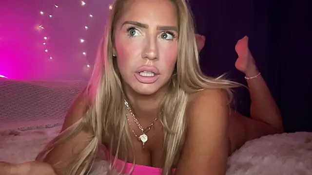 Fitnessbabe69 online show from 10/21/25, 07:31