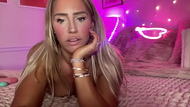 Fitnessbabe69 online show from 02/22/26, 08:24