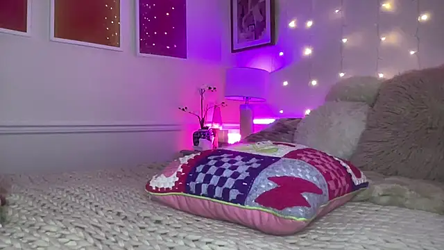 Fitnessbabe69 online show from 04/23/26, 06:47