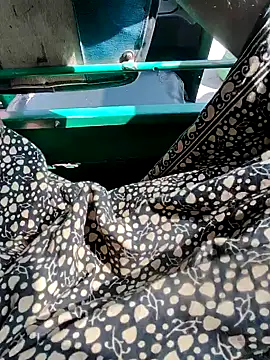 Kolkata   Boy online show from 01/04/25, 07:55