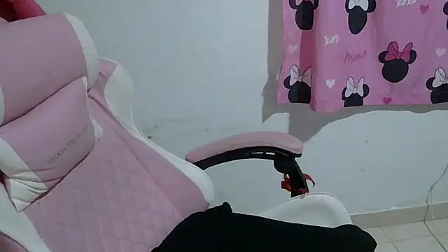 Snapshot of oso34hot chatting on 02/19/26, 01:56 oso34hot online show from 02/19/26, 01:56