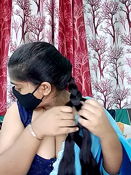 Jasmine jaaan online show from 10/18/25, 04:37