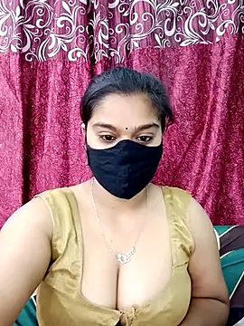 Snapshot of Jasmine_jaaan chatting on 04/28/26, 04:28 Jasmine jaaan online show from 04/28/26, 04:28