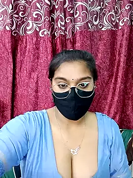 Snapshot of Jasmine_jaaan chatting on 04/29/26, 04:27 Jasmine jaaan online show from 04/29/26, 04:27