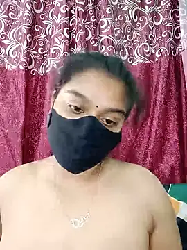 Snapshot of Jasmine_jaaan chatting on 05/16/26, 10:36 Jasmine jaaan online show from 05/16/26, 10:36