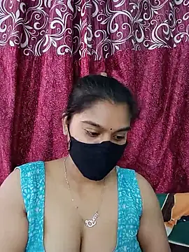 Snapshot of Jasmine_jaaan chatting on 05/23/26, 04:18 Jasmine jaaan online show from 05/23/26, 04:18