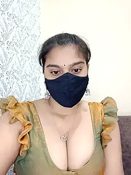 Snapshot of Jasmine_jaaan chatting on 05/27/26, 03:47 Jasmine jaaan online show from 05/27/26, 03:47